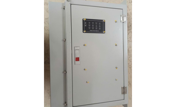 Tủ điều khiển